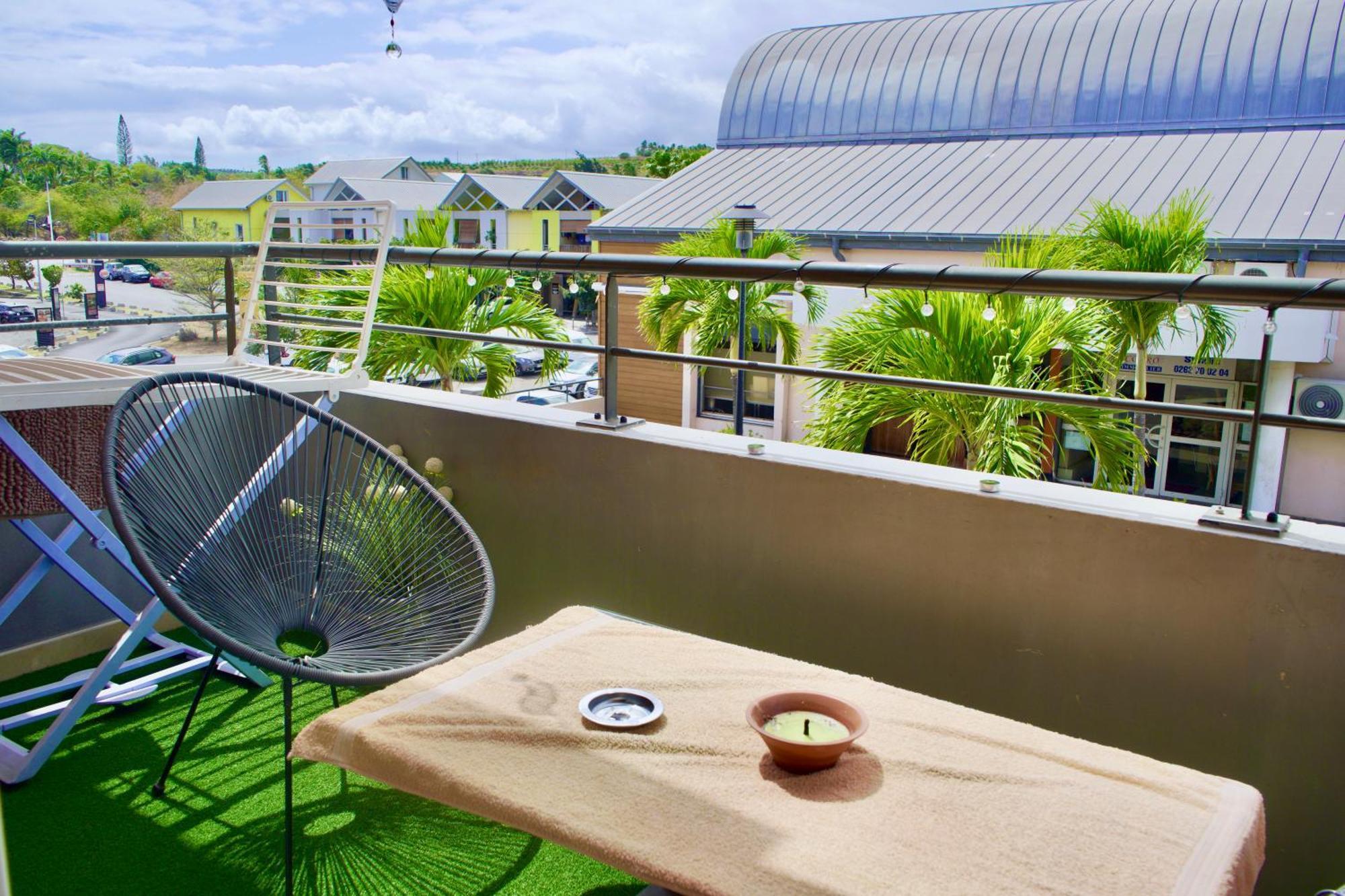 Les Balcons Du Theatre Apartment แซ็งต์-จีลส์-เลส์-แบ็งส์ ภายนอก รูปภาพ